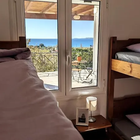 Familien Apartment 6 Personen Ueberdachte Terrasse Finikounda Finikúnda