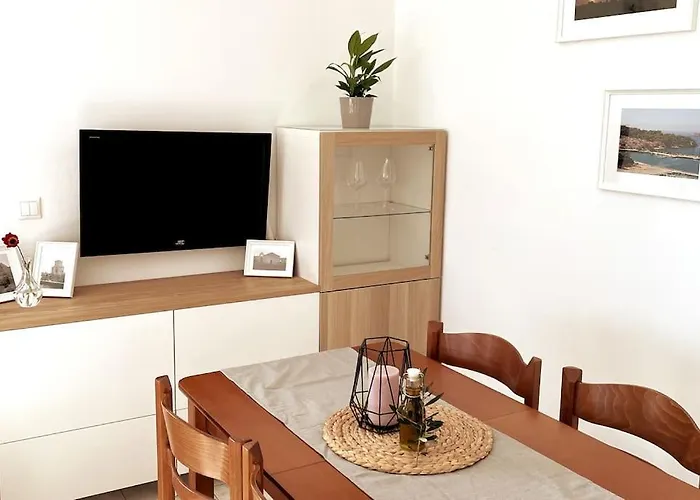 Familien 6 Personen Ueberdachte Terrasse