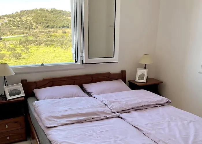 Appartement Familien 6 Personen Ueberdachte Terrasse Finikounta